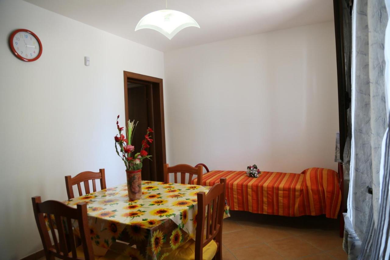 Apartmán Damiavacanze Casa Vacanza Al Mare A Torre Vado Exteriér fotografie